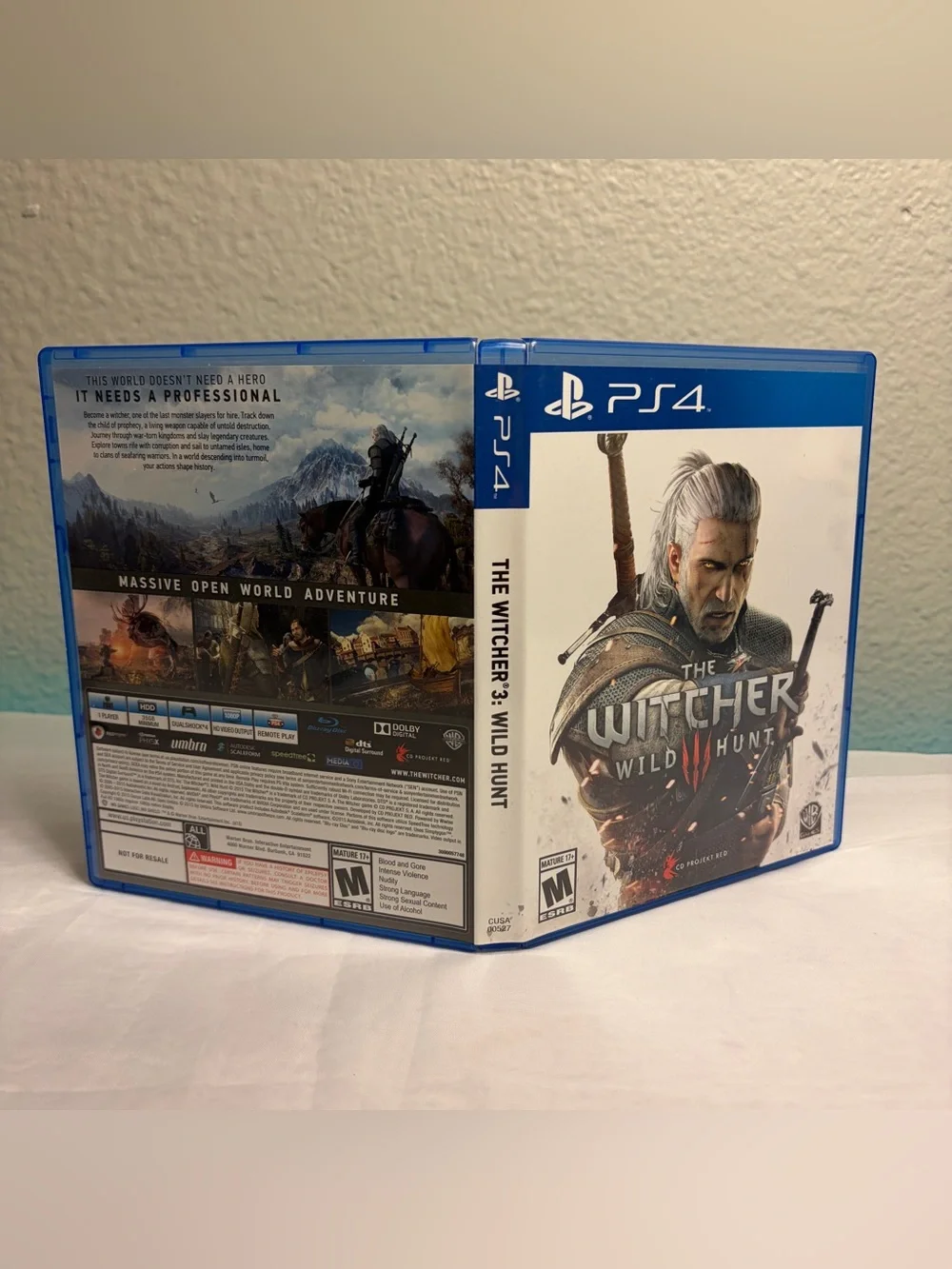Witcher 3: Wild Hunt (Sony Playstation 4 PS4, 2015) Tested & Works CIB Complete